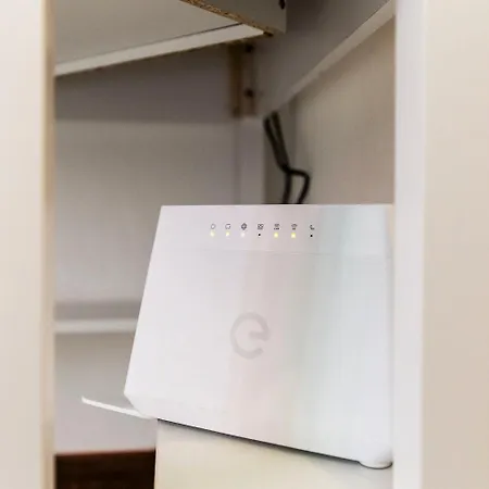 Appartement Erba 6 *