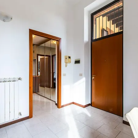 Erba 6 Apartament *